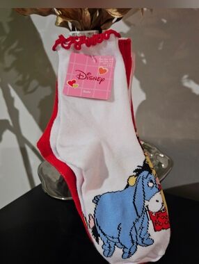 Disney Socks 5 Pack (5 Designs, 3 Colors) - Girls/Junior Sizes, NWT